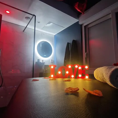 Love hotel La -